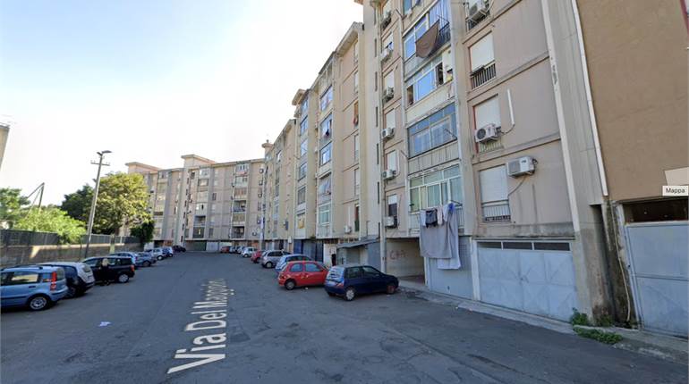 Appartamento vani 6 in Via del Maggiolino n. 5 