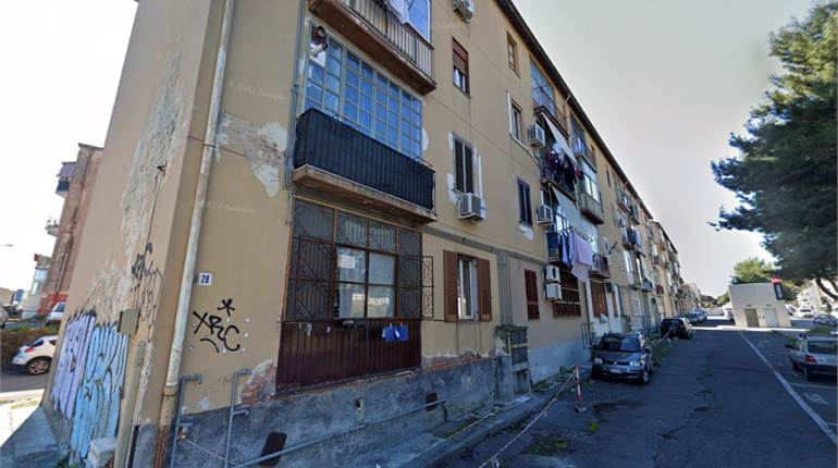 appartamento 4 vani in Via Lorenzo Bolano n. 28